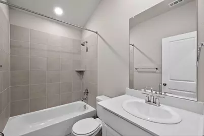 900 Main Street, Hutto, TX 78634 - Photo 13