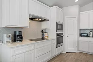 4302 Liberty Ln, Lago Vista, TX 78645 - Photo 9