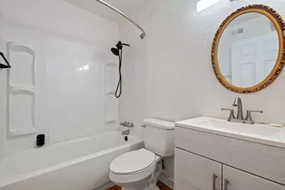 300 E Croslin Street #106, Austin, TX 78752 - Photo 23