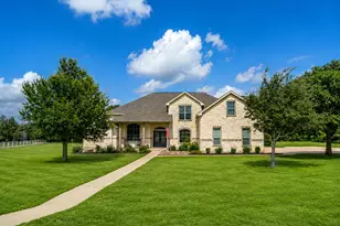 511 Broken Lance Dr, Dripping Springs, TX 78620 - Photo 1