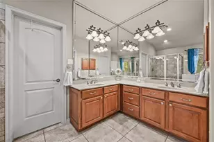 2720 Westview Dr, Canyon Lake, TX 78133 - Photo 7