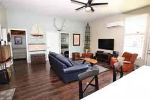 209 Lakevista Dr, Burnet, TX 78611 - Photo 5