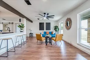 1102 N Austin Ave, Georgetown, TX 78626 - Photo 7