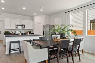 300 Santo Domingo Rd, Bastrop, TX 78602 - Photo 9