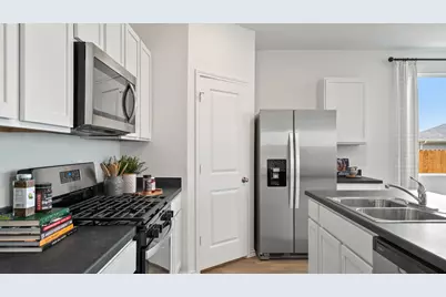 300 Santo Domingo Road, Bastrop, TX 78602 - Photo 5