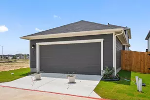 300 Santo Domingo Rd, Bastrop, TX 78602 - Photo 29