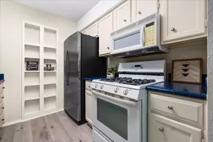 3839 Dry Creek Dr, Austin, TX 78731 - Photo 13