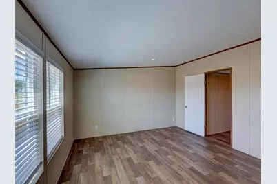 146 Monte Vista Drive, Elgin, TX 78621 - Photo 15
