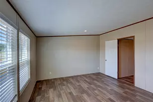 146 Monte Vis Dr, Elgin, TX 78621 - Photo 15