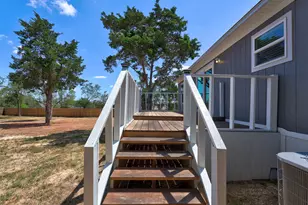 146 Monte Vis Dr, Elgin, TX 78621 - Photo 25