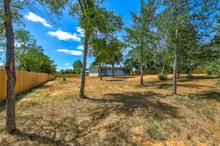146 Monte Vis Dr, Elgin, TX 78621 - Photo 27