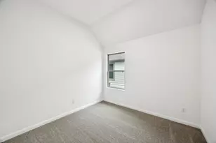 176 Hornet St, Elgin, TX 78621 - Photo 23