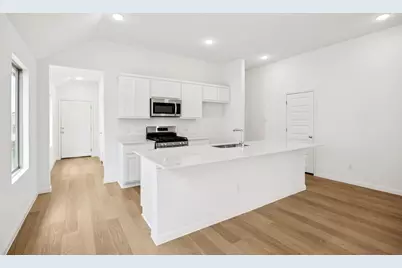 176 Hornet Street, Elgin, TX 78621 - Photo 3