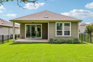 401 Yorktown St, Georgetown, TX 78633 - Photo 33