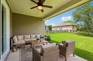 401 Yorktown St, Georgetown, TX 78633 - Photo 31