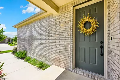 401 Yorktown Street, Georgetown, TX 78633 - Photo 7