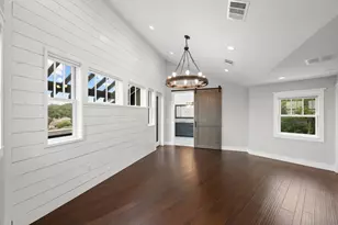 5102 Beverly Hills Dr, Austin, TX 78731 - Photo 13