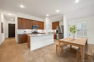 320 Somerville St, Leander, TX 78641 - Photo 11