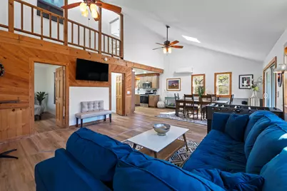 205 Shadows Drive, Spicewood, TX 78669 - Photo 9