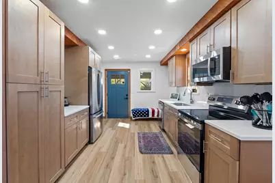 205 Shadows Drive, Spicewood, TX 78669 - Photo 11