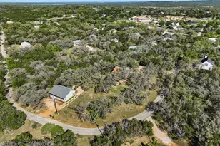 205 Shadows Dr, Spicewood, TX 78669 - Photo 31