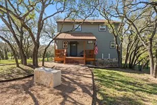 205 Shadows Dr, Spicewood, TX 78669 - Photo 3