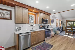 205 Shadows Dr, Spicewood, TX 78669 - Photo 13