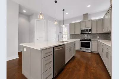 7104 Blessing Avenue #B, Austin, TX 78752 - Photo 7