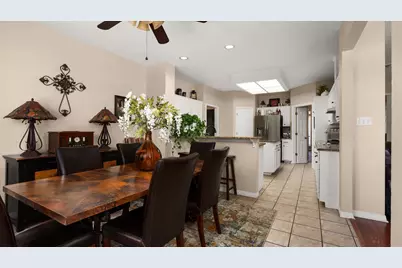 510 Oakwood Boulevard, Round Rock, TX 78681 - Photo 3