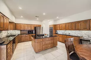 3225 Eisenhower Ave, Lago Vista, TX 78645 - Photo 17