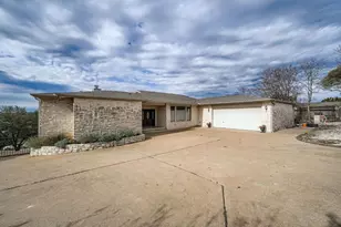 3225 Eisenhower Ave, Lago Vista, TX 78645 - Photo 5