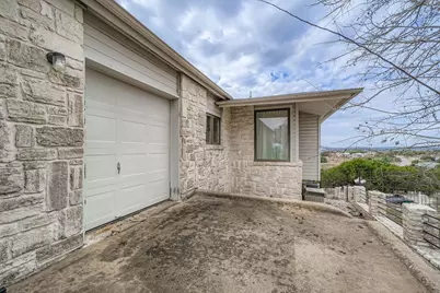 3225 Eisenhower Avenue, Lago Vista, TX 78645 - Photo 27