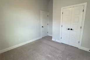 125 Skyflower Ln, San Marcos, TX 78666 - Photo 17