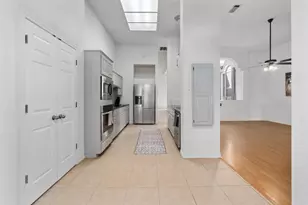 3808 Latimer Dr, Austin, TX 78732 - Photo 9