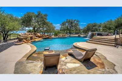 185 Shimmering Shore Court, Spring Branch, TX 78070 - Photo 15