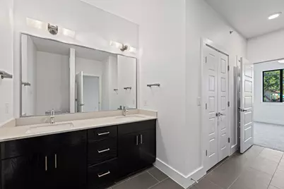 1615 E 7th Street #202, Austin, TX 78702 - Photo 15