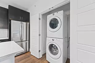 1615 E 7th St, Austin, TX 78702 - Photo 9