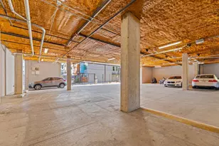1615 E 7th St, Austin, TX 78702 - Photo 21
