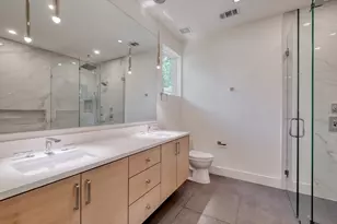 5700 Louise Ln, Austin, TX 78757 - Photo 23