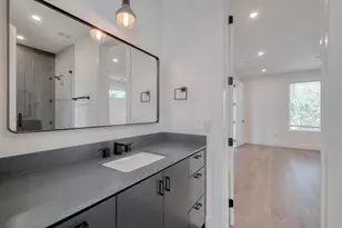 5700 Louise Ln, Austin, TX 78757 - Photo 31
