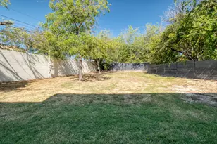 5700 Louise Ln, Austin, TX 78757 - Photo 7