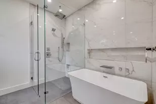 5700 Louise Ln, Austin, TX 78757 - Photo 19