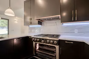 5700 Louise Ln, Austin, TX 78757 - Photo 13