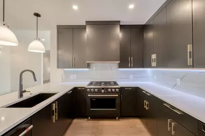 5700 Louise Lane, Austin, TX 78757 - Photo 15