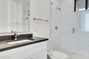 2105 Pennsylvania Ave, Austin, TX 78702 - Photo 19