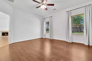 10808 Timber Cir, Dripping Springs, TX 78620 - Photo 11