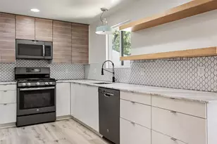 3103 Matador Dr, Austin, TX 78741 - Photo 9