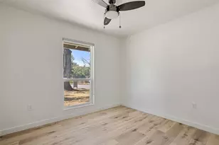 3103 Matador Dr, Austin, TX 78741 - Photo 27