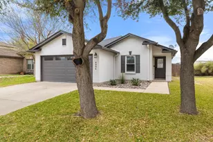 4006 King's Canyon Dr, Taylor, TX 76574 - Photo 3