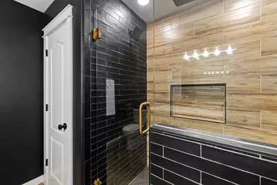 4006 Kings Canyon Drive, Taylor, TX 76574 - Photo 15